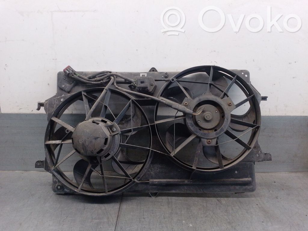 Ford Focus Elektrisks radiatoru ventilators 