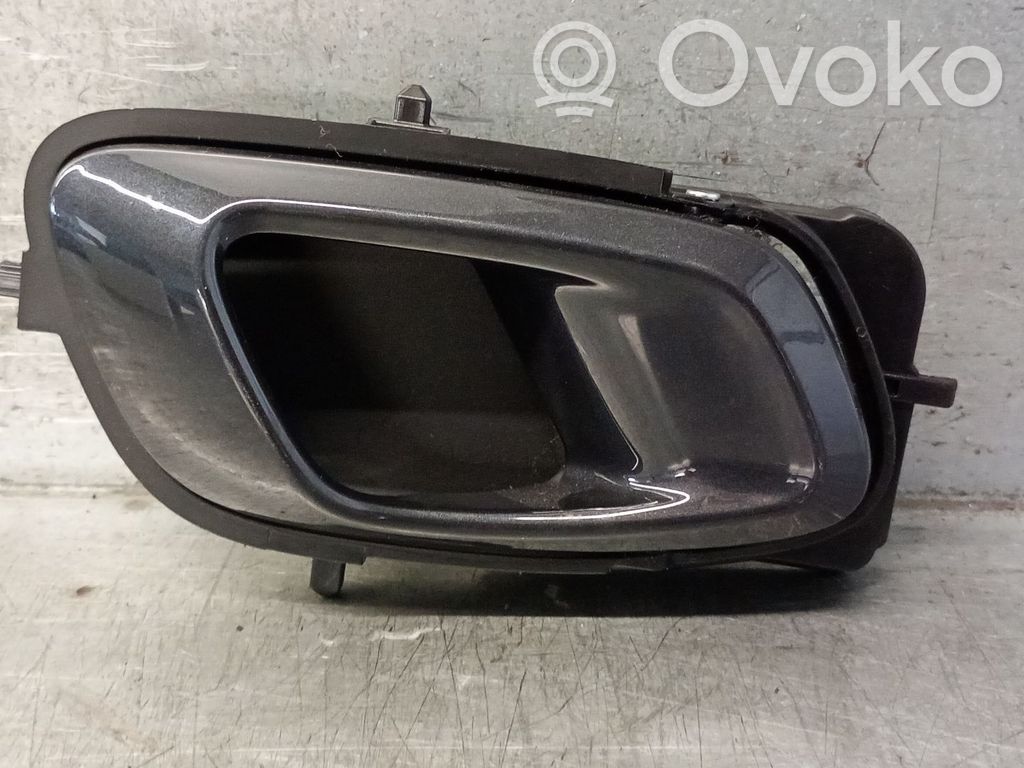 Hyundai Bayon Galinė atidarymo rankenėlė vidinė 
