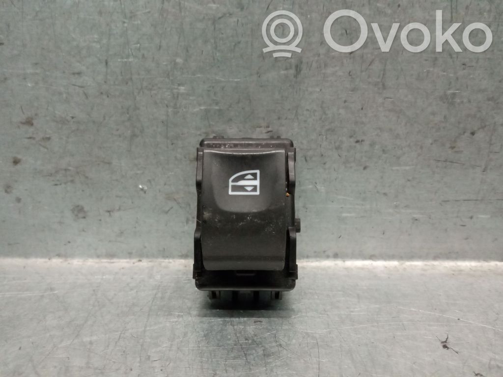 Smart ForFour II W453 Electric window control switch 