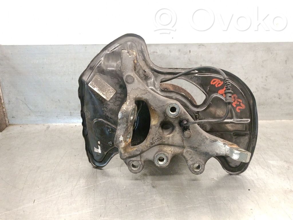 Mercedes-Benz C W204 Fuso a snodo con mozzo ruota anteriore