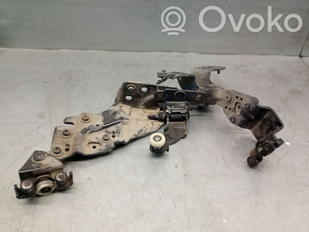 Ford B-MAX Sliding door upper roller guide/hinge 