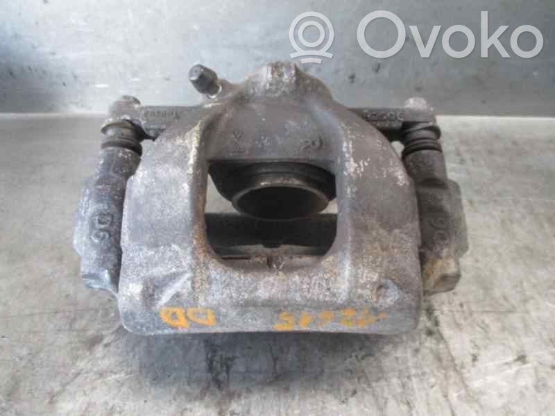 Toyota Avensis T270 Pinza del freno anteriore 