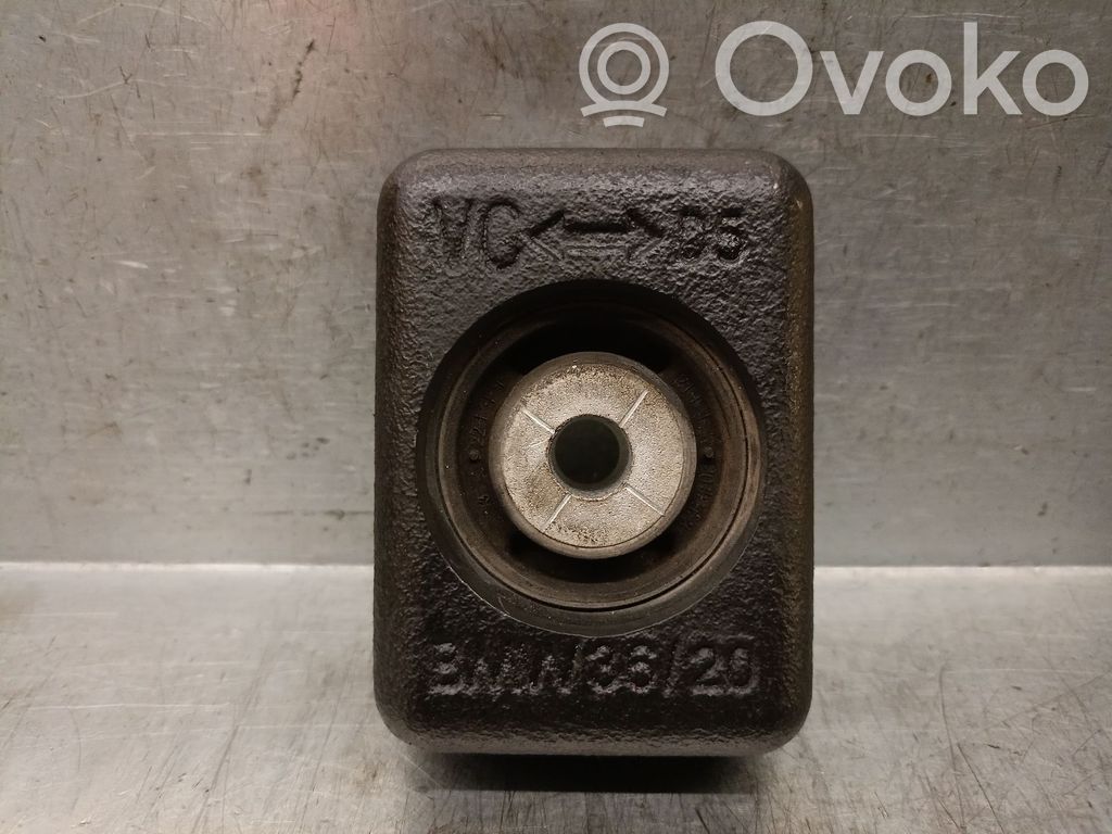 BMW X6 M Rear differential mounting bracket 