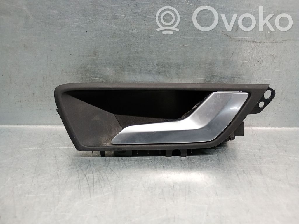 Ford Focus Rear door interior handle 