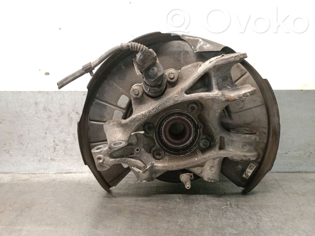 Volkswagen Touareg I Braț cu fuzetă spate 