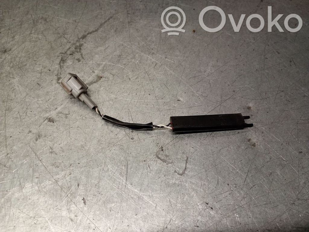 Toyota Corolla Verso E121 Radio antenna 