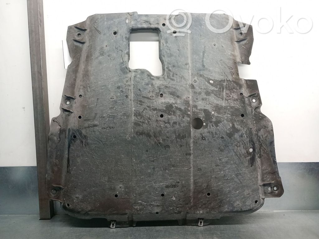 Placa protectora/protector antisalpicaduras motor   758908449R,758908449R,CESTA39