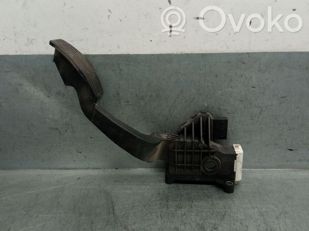 Opel Corsa E Acceleration sensor 