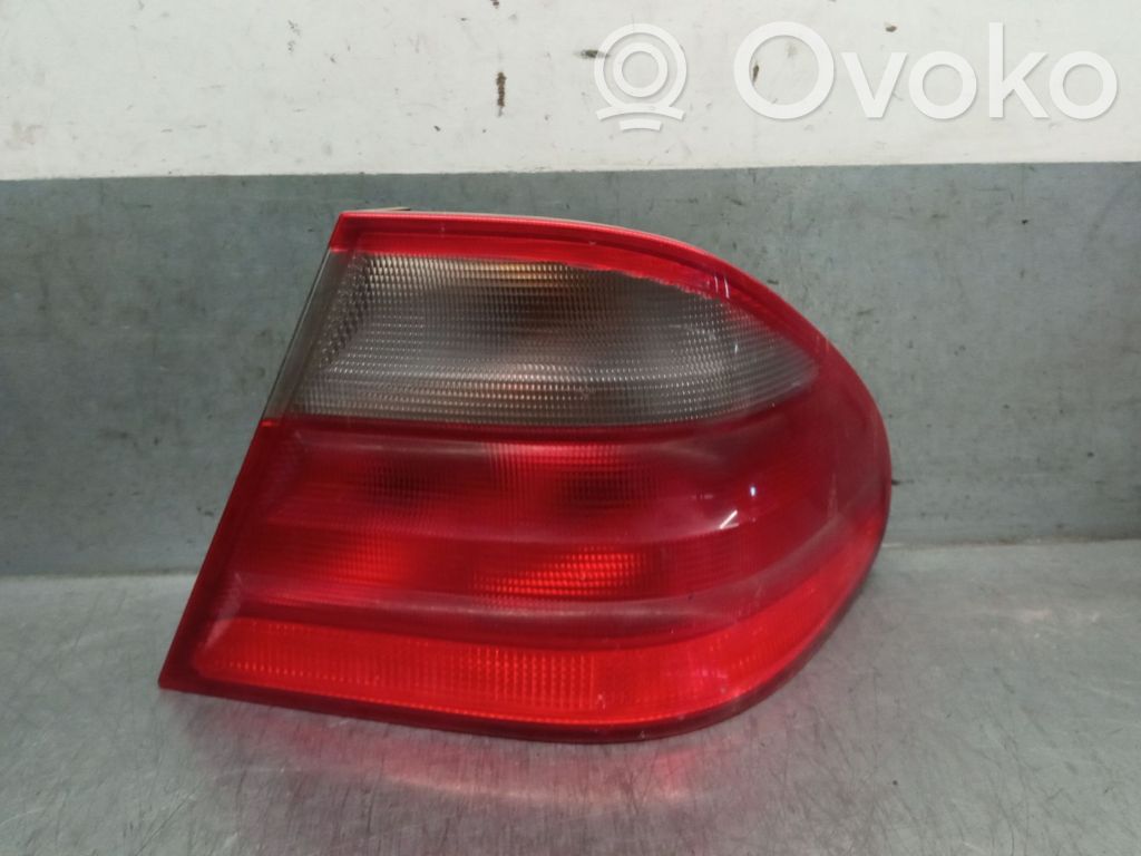 Mercedes-Benz CLK A208 C208 Luci posteriori
