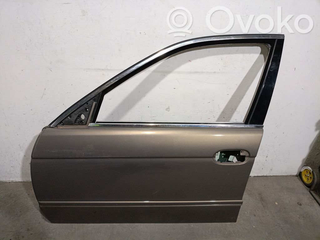 BMW 5 E39 Durvis 