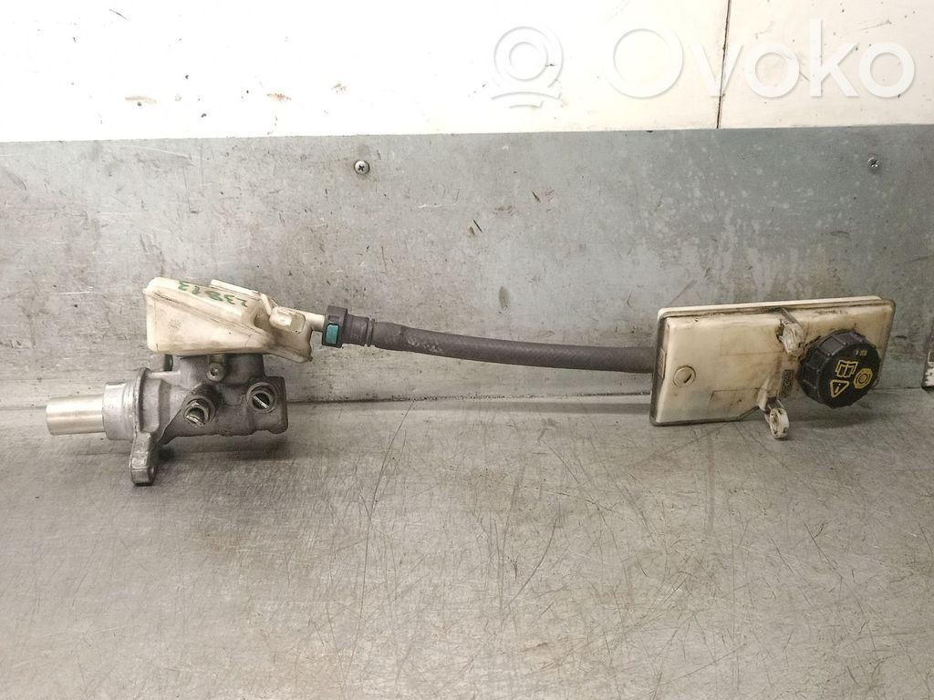 Ford C-MAX II Brake booster 