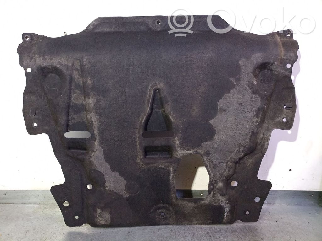 Volvo XC60 Engine splash shield/under tray 