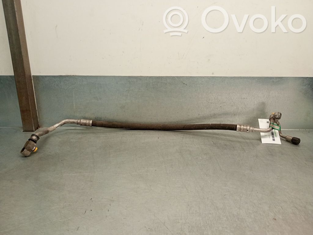 BMW X3 E83 Air conditioning (A/C) pipe/hose 