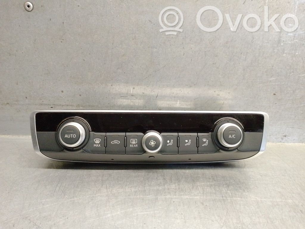 Audi Q3 F3 Climate control unit 