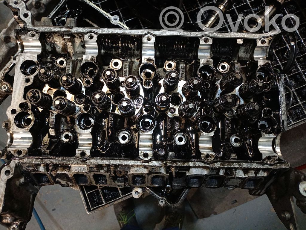 Ford Mondeo Mk III Engine head 