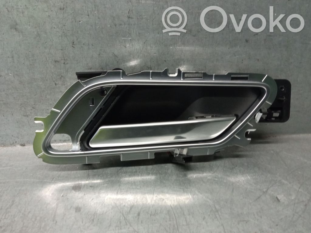 Jaguar F-Pace Manecilla interna puerta trasera 