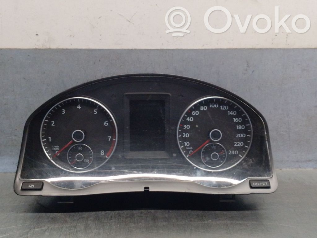 Volkswagen Jetta V Speedometer (instrument cluster) 