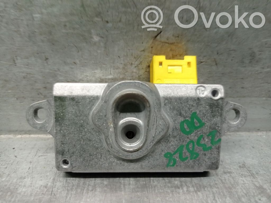 Unidad de control/módulo del Airbag   65776946104