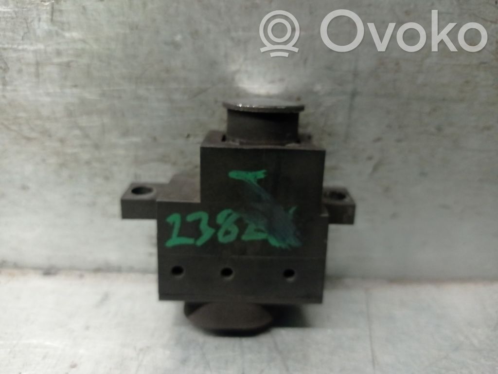 Klamka zewnętrzna drzwi tylnych   613169386431