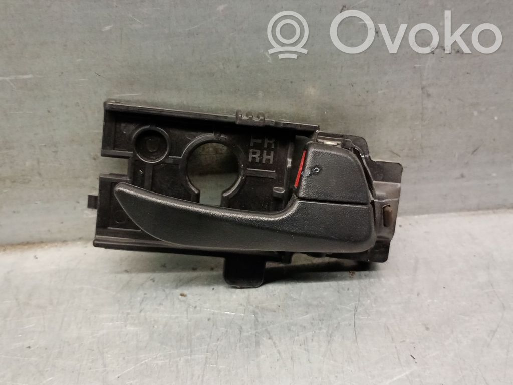 Hyundai i10 Front door interior handle 