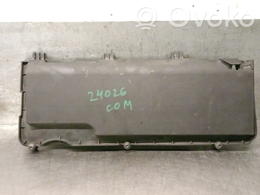 Peugeot 206 Air filter box 