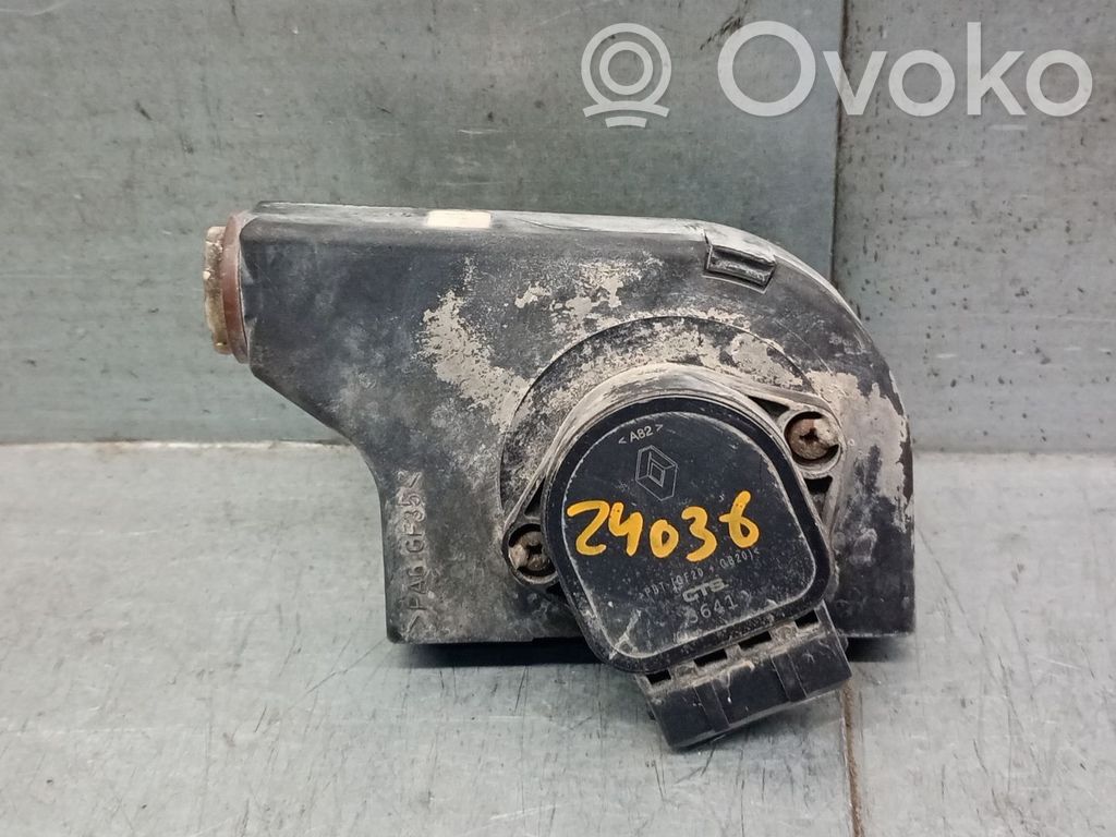 Renault Kangoo I Acceleration sensor 