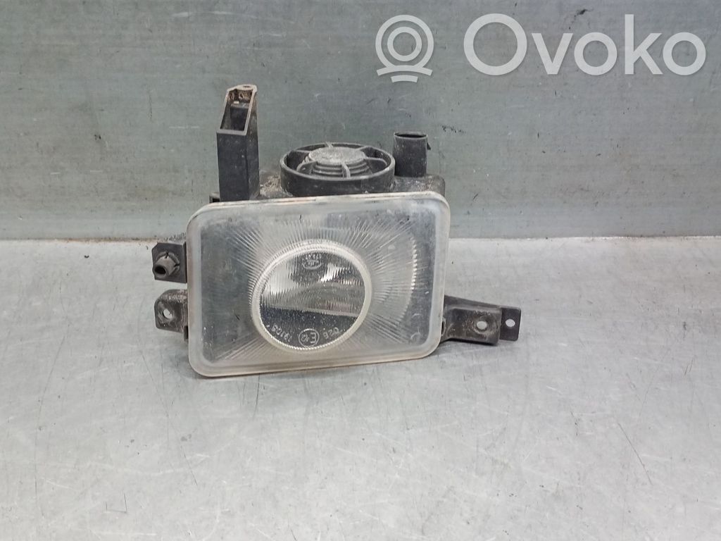 Opel Corsa B Etusumuvalo 