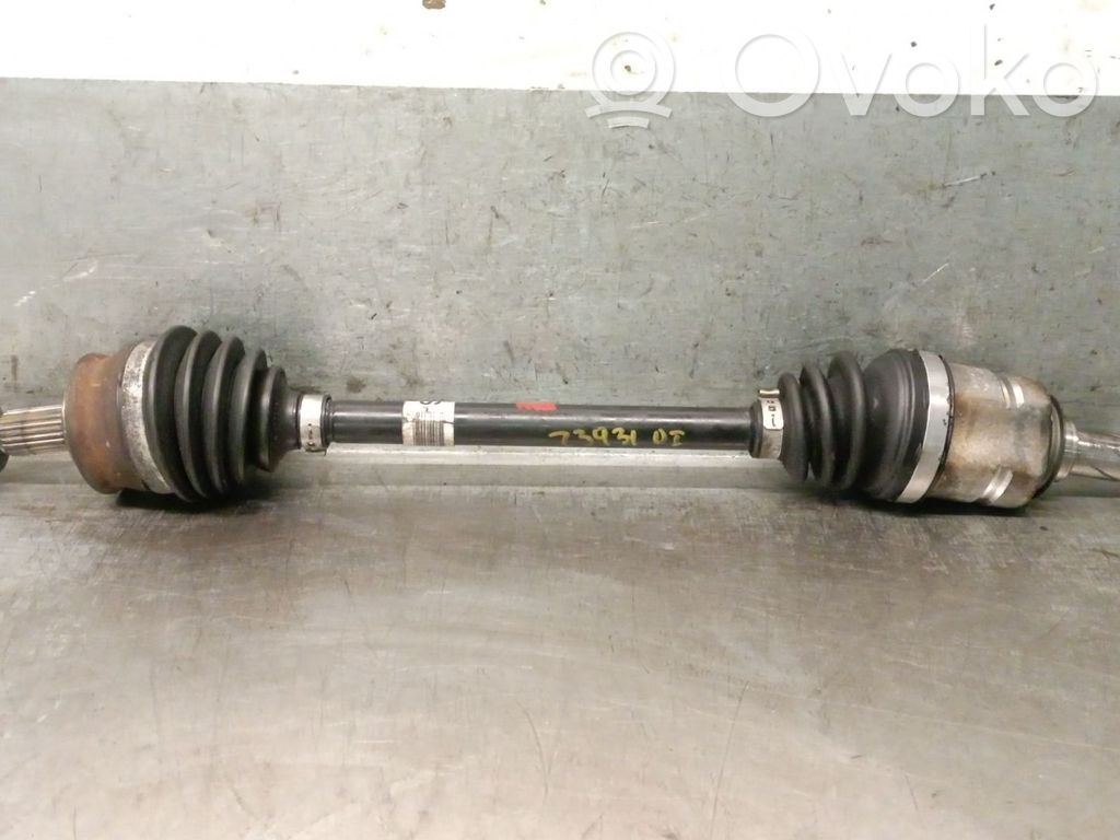 Opel Corsa D Etuvetoakseli 