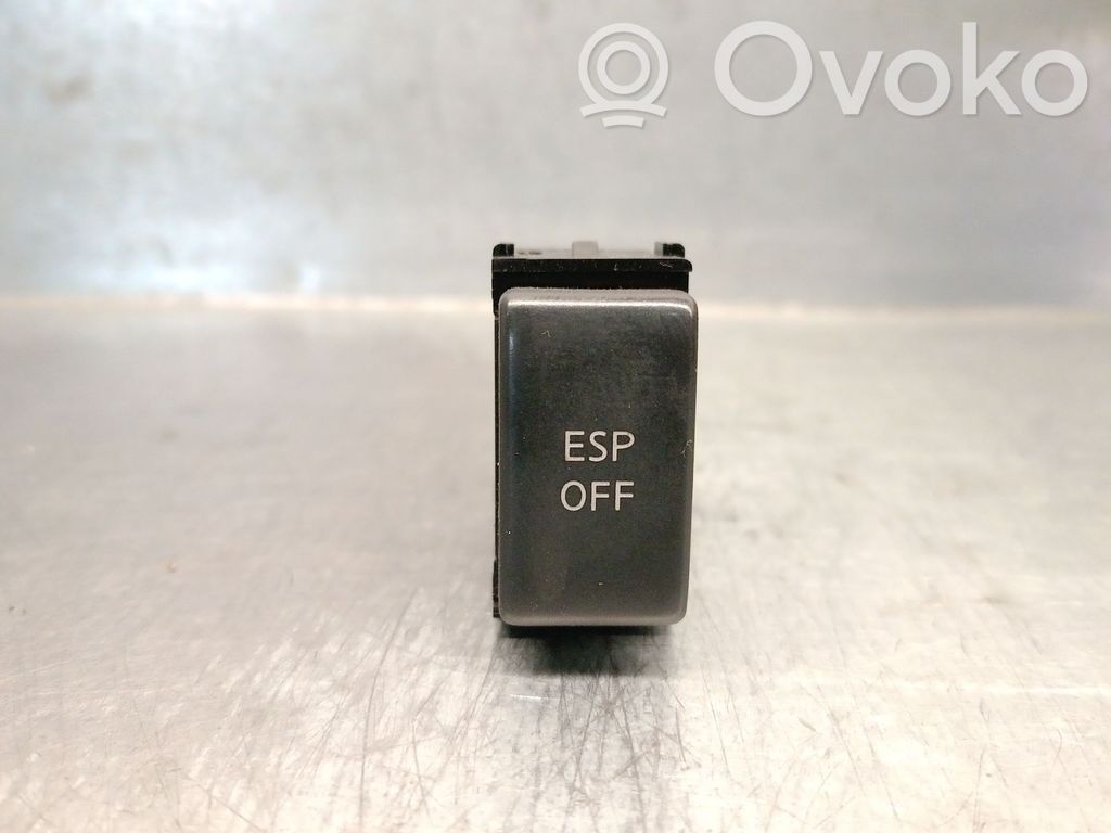 Nissan Qashqai+2 Multifunctional control switch/knob 