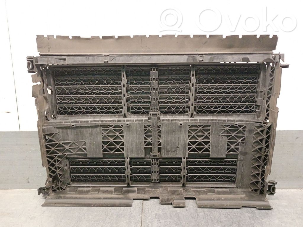 Peugeot 3008 II Front grill 