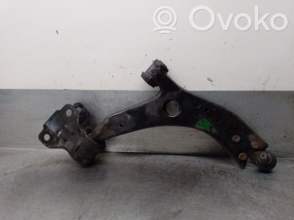 Ford C-MAX II Svira 