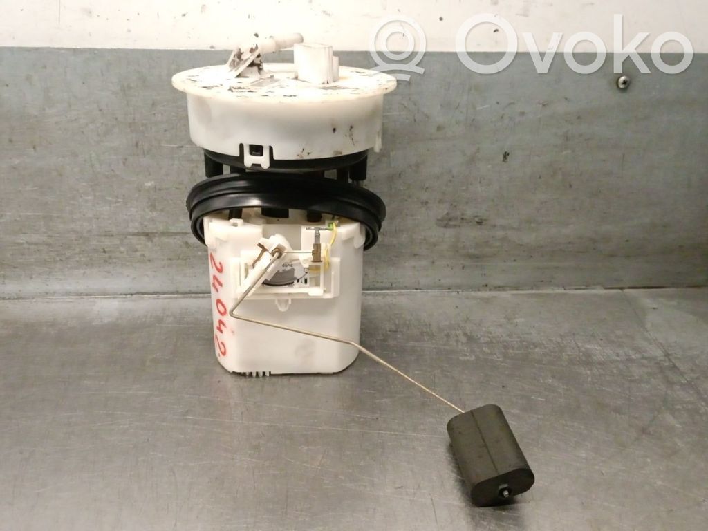 Mazda 2 Bomba interna de combustible 