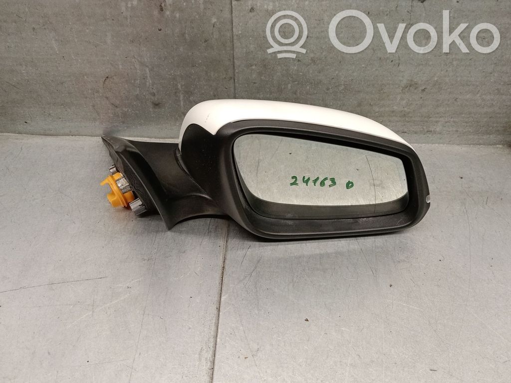 BMW 3 F30 F35 F31 Front door electric wing mirror 