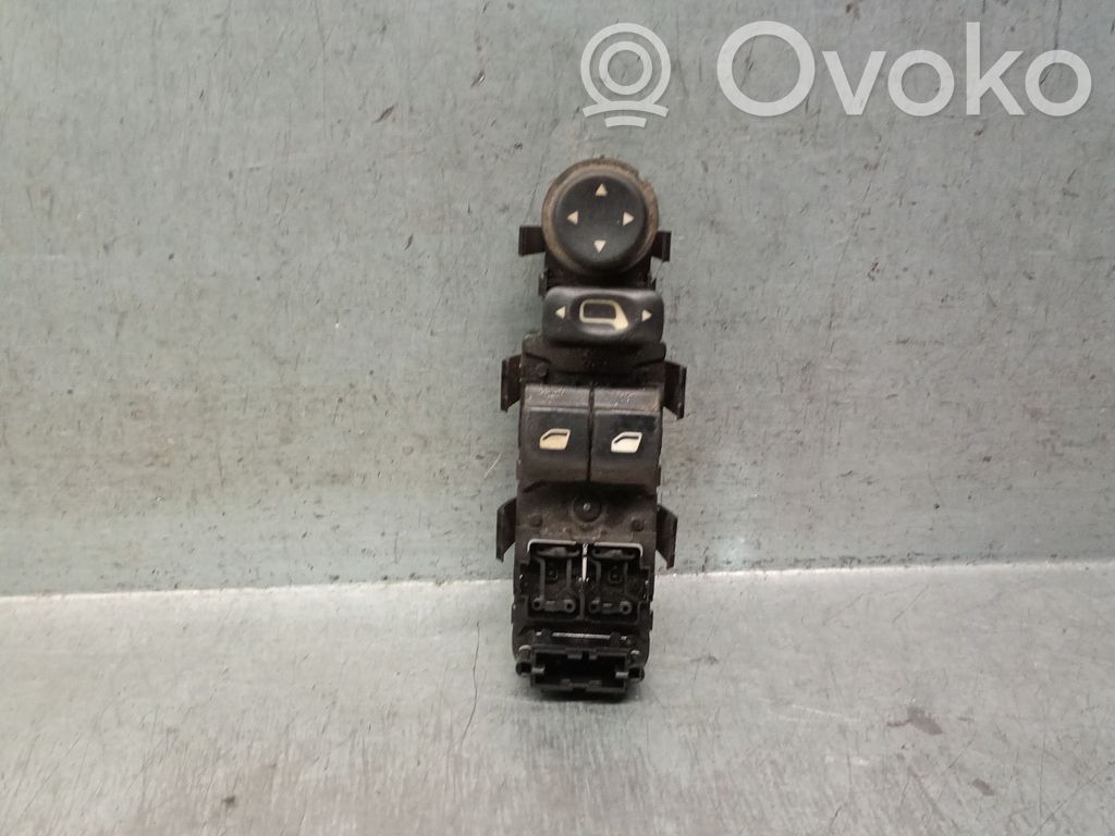 Citroen C4 I Picasso Electric window control switch 