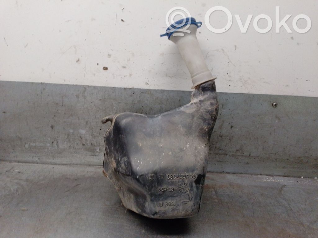 Citroen Saxo Langų skysčio bakelis 