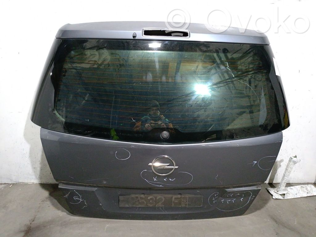 Opel Zafira B Tylna klapa bagażnika 