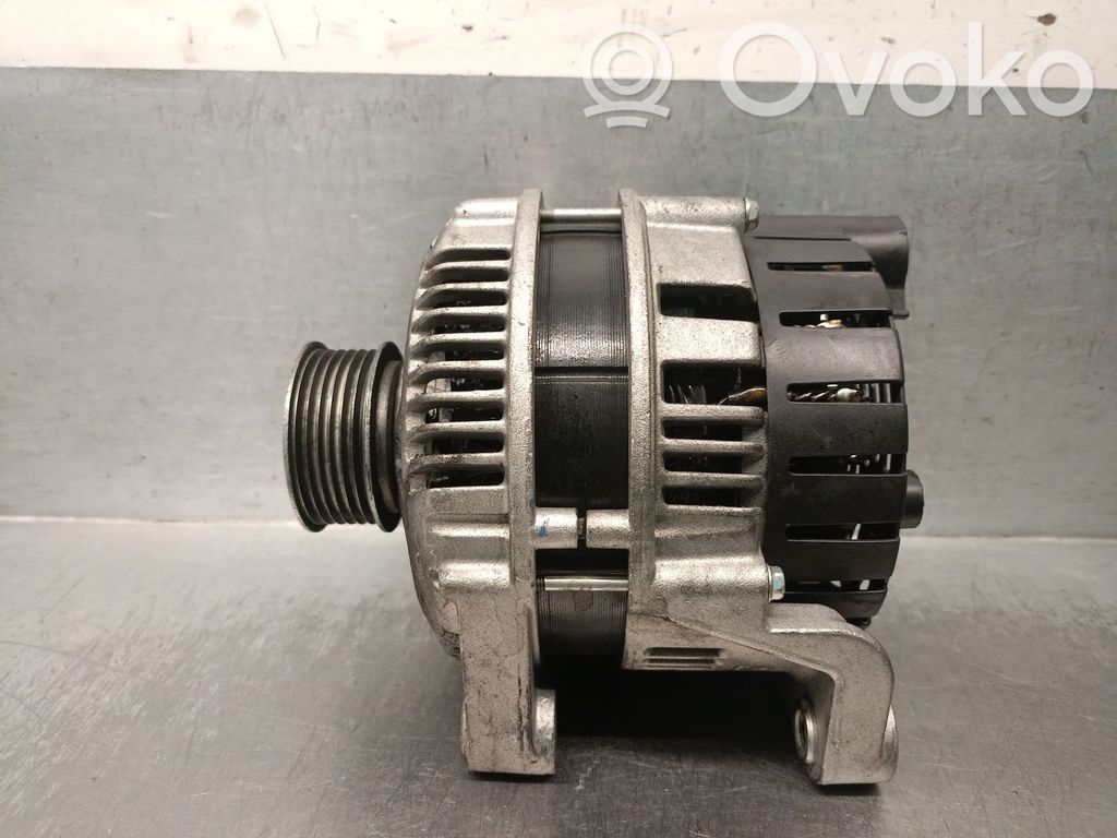 BMW 3 E46 Ģenerators 