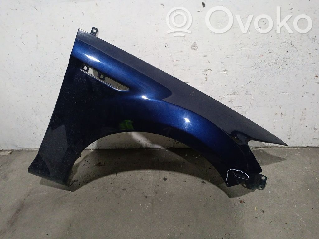 Ford Mondeo Mk III Sparnas 