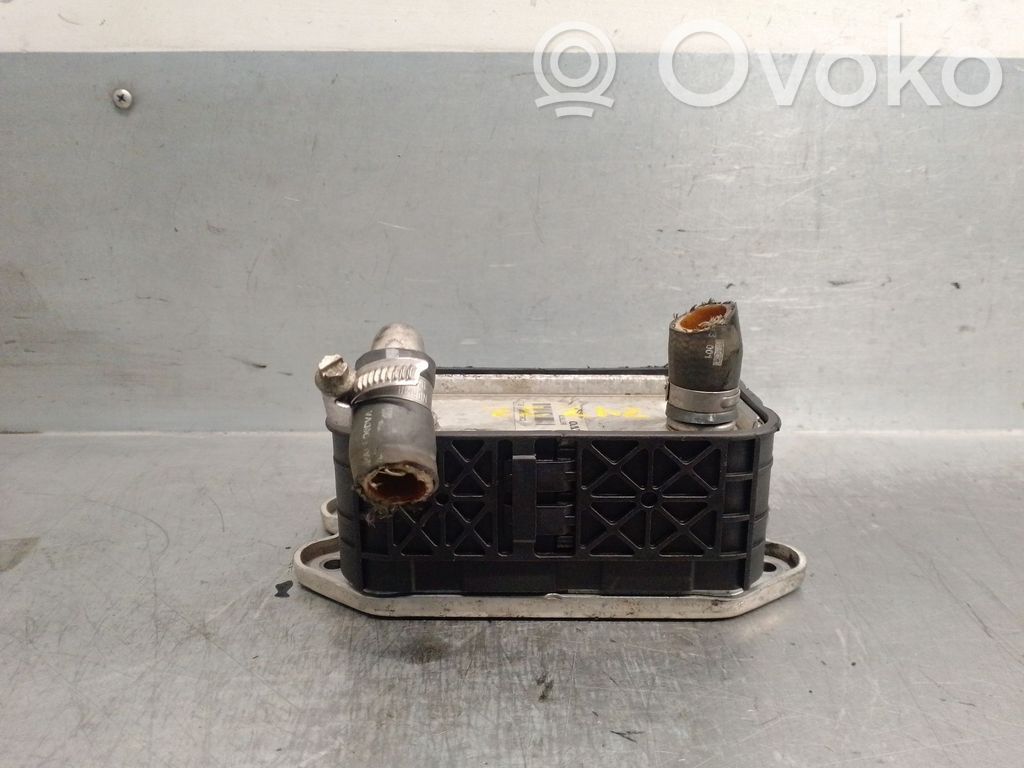 Volvo XC90 Radiatore dell’olio del motore