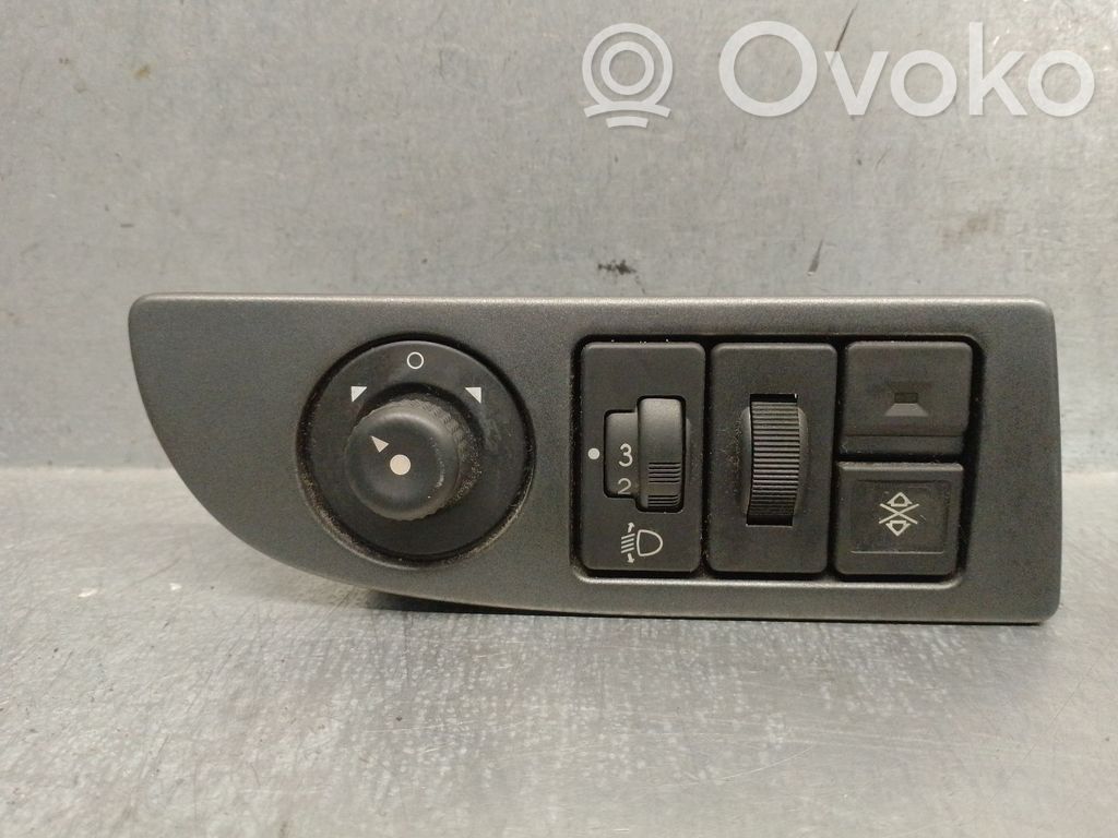 Citroen Xsara Przyciski multifunkcyjne 