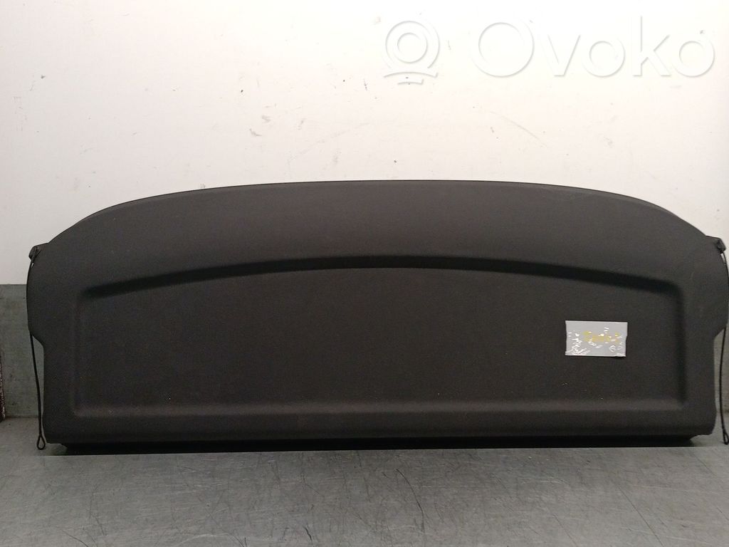 Audi A1 Hattuhylly 