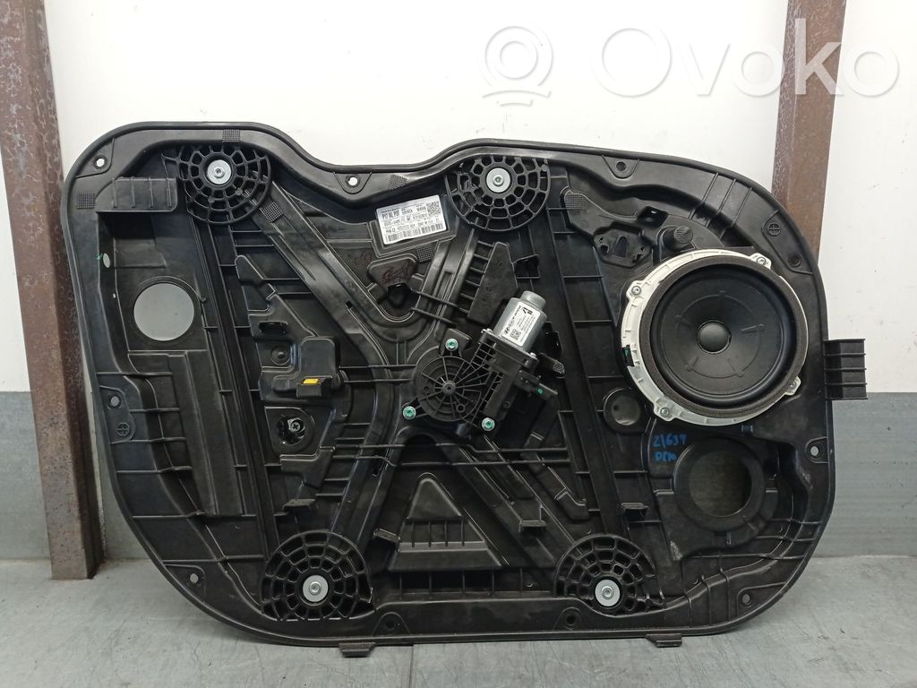 Hyundai i30 Alzacristalli manuale della portiera anteriore 