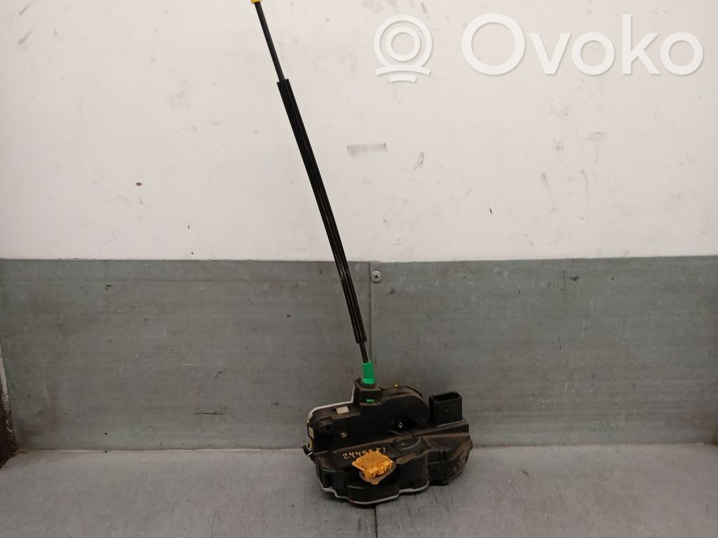 Chevrolet Cruze Zamek drzwi tylnych