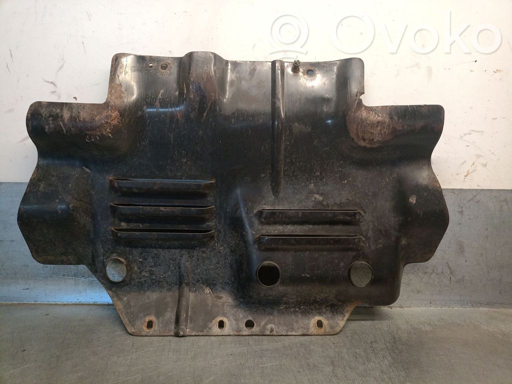 Nissan Terrano Protecție inferioară motor 