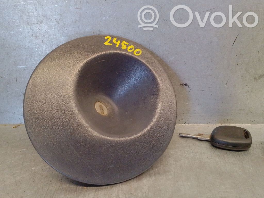 Renault Kangoo I Tapón del depósito de combustible 