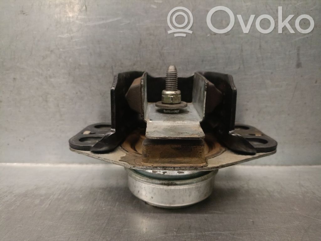 Renault Kangoo I Engine mount bracket 