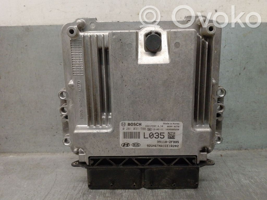 Engine control unit/module   391102FBB5,0281031788BOSCH