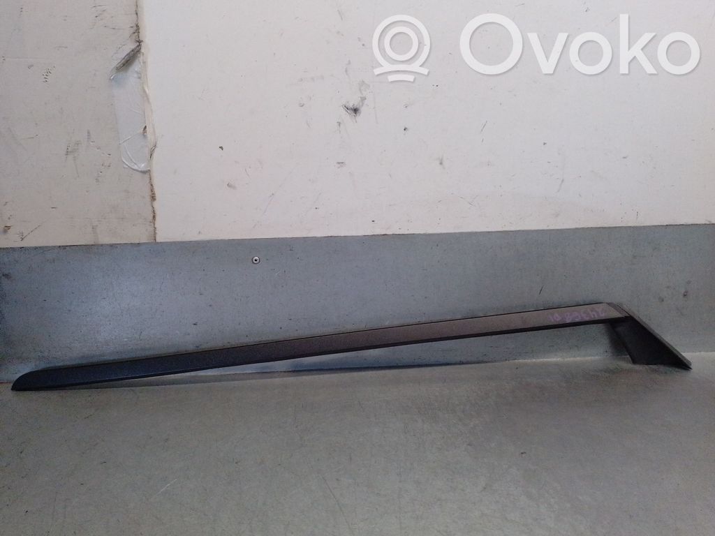 Moldura del panel   86131Q0000,86131Q0000