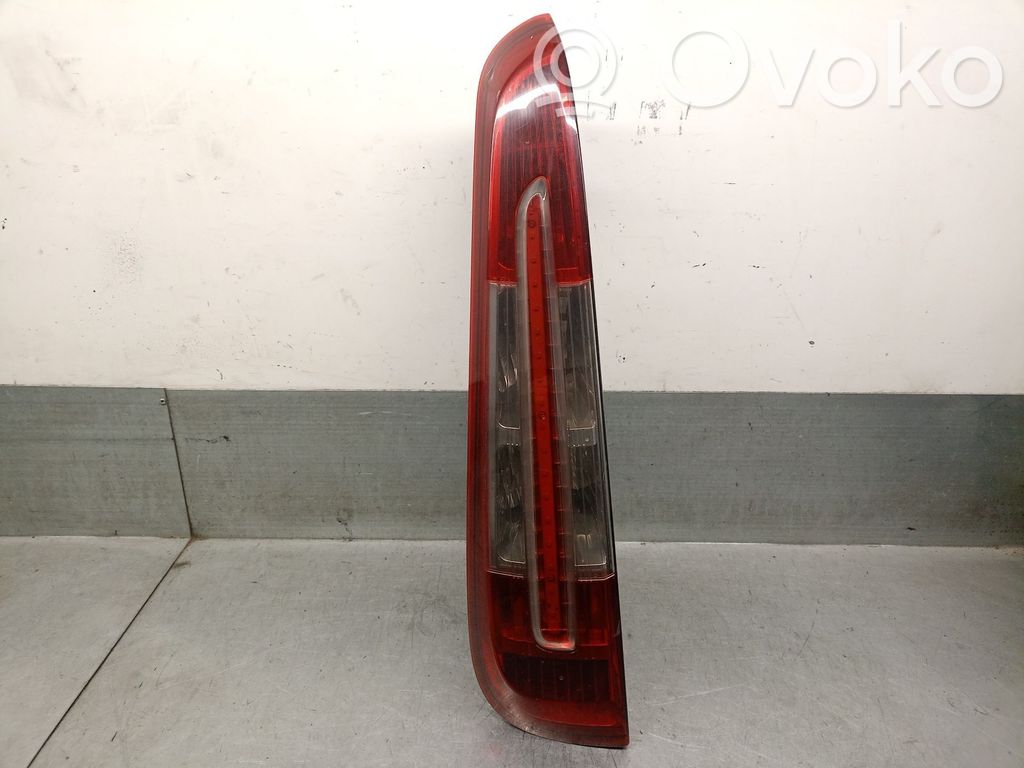 Ford C-MAX I Takavalot 