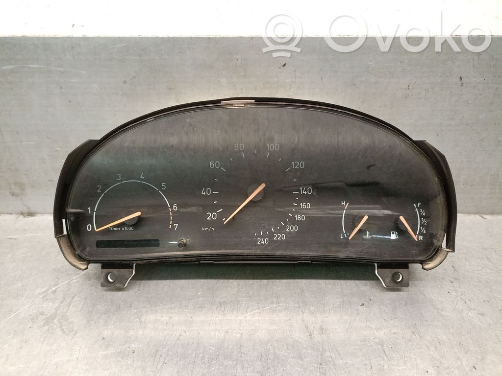 Saab 9-5 Speedometer (instrument cluster) 